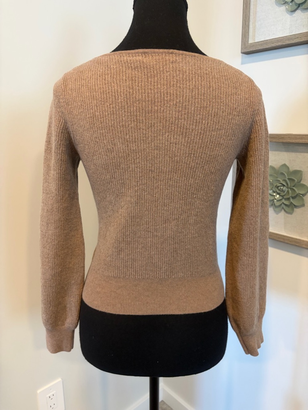 Aritzia Babaton Brown Wool/Linen Blend Ribbed Balloon Sleeve Sweater EUC - Picture 4 of 12